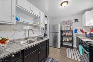 12502 Leeila Ave, Loveland, OH 44135 - Photo 7