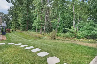 2060 Hawthorn Court, Green, OH 44720 - Photo 33