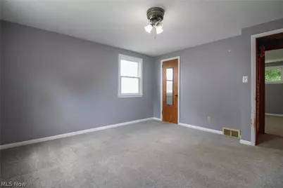 1307 Humbolt Avenue, Youngstown, OH 44502 - Photo 17