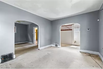 2203 5th Street NE, Canton, OH 44704 - Photo 7