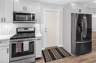 17 Nepahwin Dr, Timberlake, OH 44095 - Photo 5