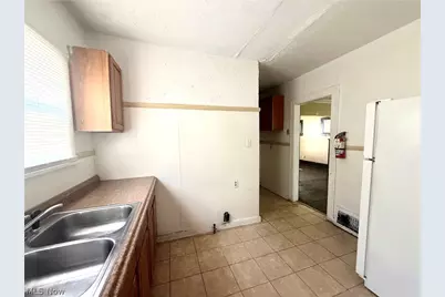 15910 Arcade Avenue, Loveland, OH 44110 - Photo 5