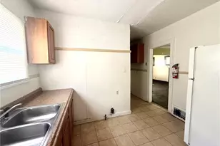 15910 Arcade Ave, Loveland, OH 44110 - Photo 5