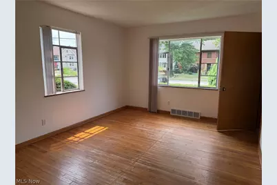 2119 Warren Road, Oakwood, OH 44107 - Photo 7