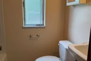 2119 Warren Rd, Oakwood, OH 44107 - Photo 15