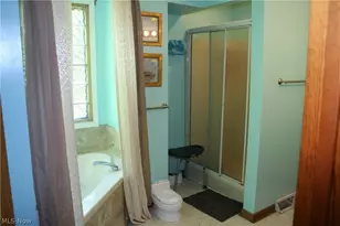 1696 Concord Ct, Roaming Shores, OH 44084 - Photo 29