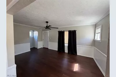 2311 Maple Avenue NE, Canton, OH 44714 - Photo 7