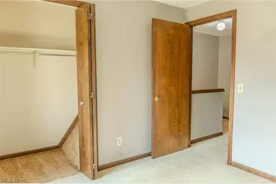 203 Albany Drive NW, Canton, OH 44708 - Photo 33