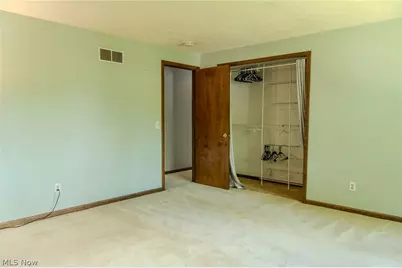 203 Albany Drive NW, Canton, OH 44708 - Photo 37