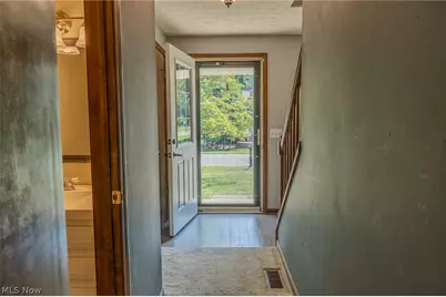 203 Albany Drive NW, Canton, OH 44708 - Photo 27