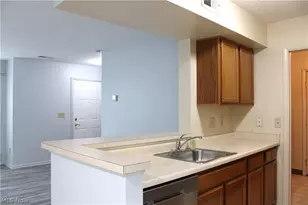 7260 Somerset Ct, Northfield, OH 44067 - Photo 7