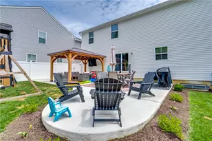 3690 Kirkham Dr, Barberton, OH 44203 - Photo 29