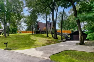 3060 Robin Dr, Ravenna, OH 44266 - Photo 3