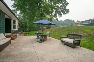727 Sleepy Hollow Dr, Uniontown, OH 44685 - Photo 39