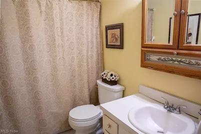 8240 Deepwood Boulevard #7-11, Mentor, OH 44060 - Photo 11
