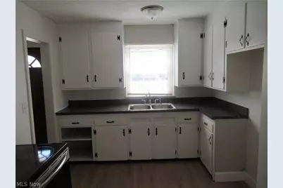 29107 Fuller Avenue, Wickliffe, OH 44092 - Photo 11