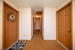 7357 Eisenhower Dr, Boardman, OH 44512 - Photo 5
