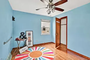 604 Cornell Ave, Elyria, OH 44035 - Photo 7