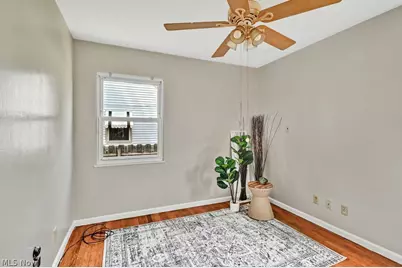 604 Cornell Avenue, Elyria, OH 44035 - Photo 9