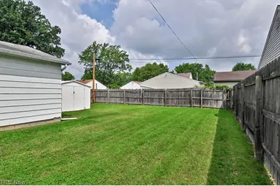 604 Cornell Avenue, Elyria, OH 44035 - Photo 37