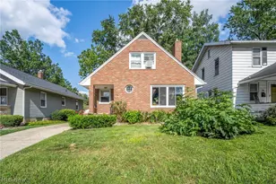 33 Devonshire Dr, Akron, OH 44312 - Photo 3
