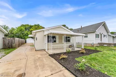 320 Elberta Drive, Vermilion, OH 44089 - Photo 1