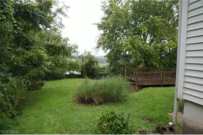 19 Hillcrest Drive, Martins Ferry, OH 43935 - Photo 5