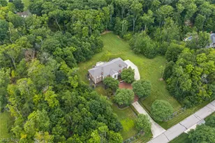 8600 Sanctuary Dr, Kirtland Hills, OH 44060 - Photo 43