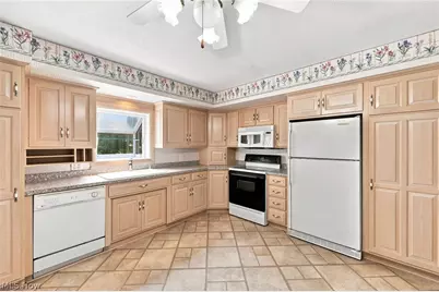 222 Kenwick Drive, Northfield, OH 44067 - Photo 7