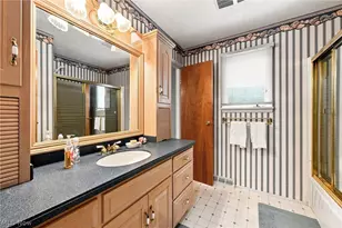 222 Kenwick Dr, Northfield, OH 44067 - Photo 13