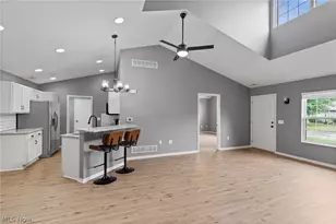 1365 Laurenbrook Ln NE, Massillon, OH 44646 - Photo 7