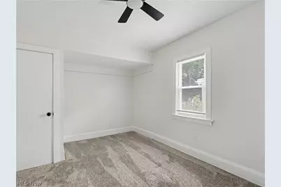 12407 Farringdon Avenue, Loveland, OH 44105 - Photo 15