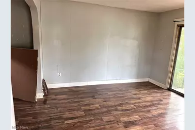 228 E Main Street, Freeport, OH 43973 - Photo 13