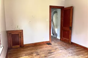 228 E Main St, Freeport, OH 43973 - Photo 7