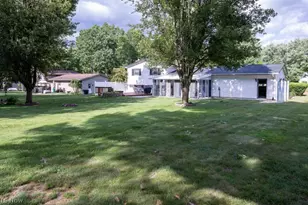 8639 Candlewood Ave NW, North Canton, OH 44720 - Photo 21