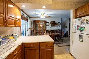 8639 Candlewood Ave NW, North Canton, OH 44720 - Photo 7