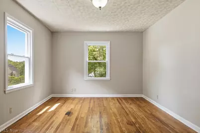 838 Kickapoo Avenue, Akron, OH 44305 - Photo 5
