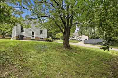 838 Kickapoo Avenue, Akron, OH 44305 - Photo 23