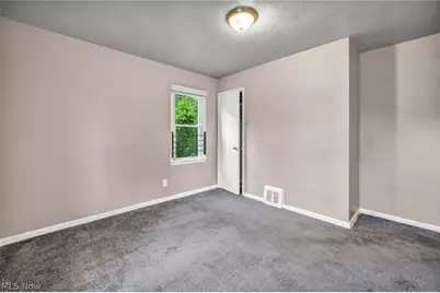 10212 Benham Avenue, Loveland, OH 44105 - Photo 13