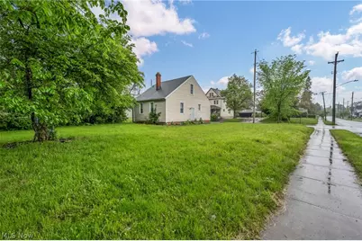 10212 Benham Avenue, Loveland, OH 44105 - Photo 21