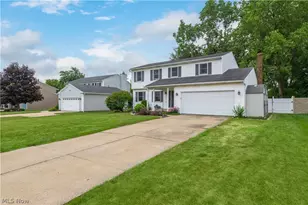 4218 Canterbury Dr, Brunswick, OH 44212 - Photo 3