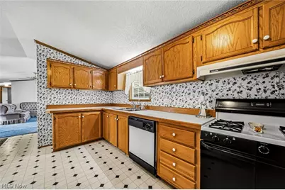 2675 Eagle Point Drive, Madison, OH 44057 - Photo 15