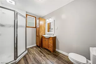 305 W 53rd St, Ashtabula, OH 44004 - Photo 11