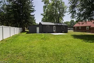 519 W Fike Ave, Orrville, OH 44667 - Photo 3