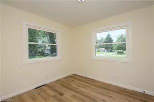519 W Fike Ave, Orrville, OH 44667 - Photo 11