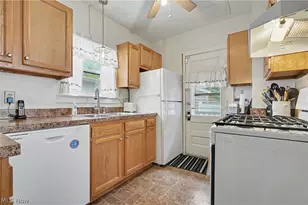 1263 Beardsley St, Akron, OH 44301 - Photo 13