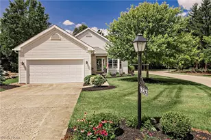 383 Woodside Dr, Northfield, OH 44067 - Photo 3