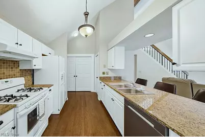 1310 Buckboard Lane, Grandview Heights, OH 44147 - Photo 13