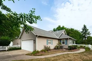 1310 Buckboard Ln, Grandview Heights, OH 44147 - Photo 1