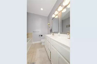 3721 Old Hickory Avenue NW, Canton, OH 44718 - Photo 3